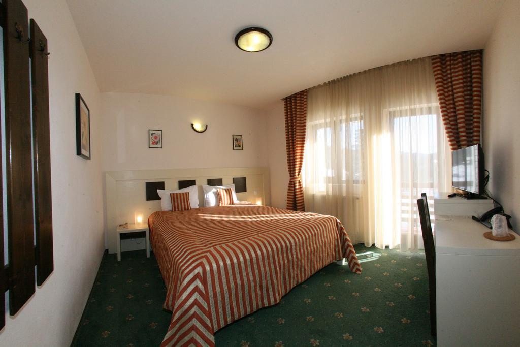 Hotel Draga Maria 프레데알 외부 사진