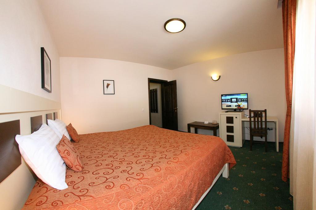 Hotel Draga Maria 프레데알 외부 사진