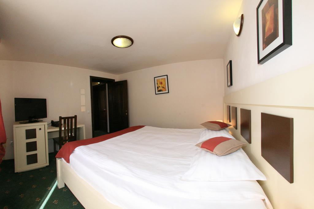 Hotel Draga Maria 프레데알 외부 사진