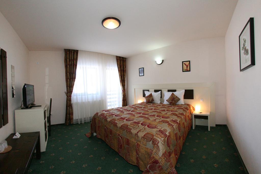 Hotel Draga Maria 프레데알 외부 사진